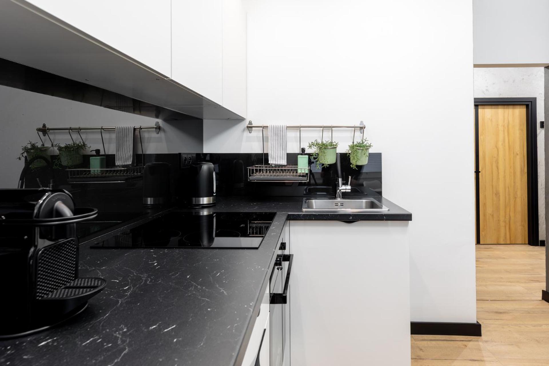 Zrodlowa Central Apartment: Ground Floor with Parking Kielce Exterior photo